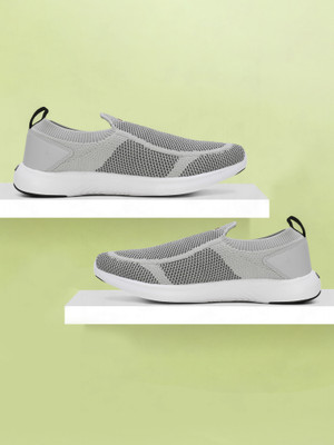 PUMA Softride Dimorphos Running Shoes For Men(Grey , 11)