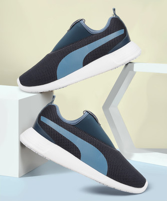 PUMA STTrainer Evo Slip-on II Sneakers For Men(Blue , 6)