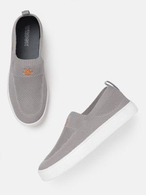 WROGN Slip On Sneakers For Men(Grey , 8)