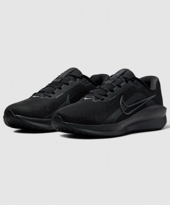 NIKE Downshifter 13 Running Shoes For Men(Black , 6)