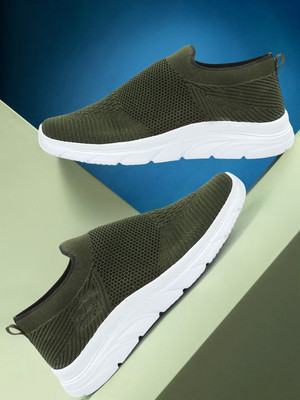 CLYMB COMFY Walking/Outdoor/Gym & Traning Sneakers For Men(Olive , 9)
