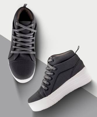 Canvas discount heel sneakers