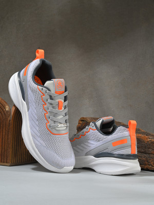 OFF LIMITS LUCAS II Running Shoes For Men(Grey , 7)