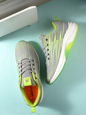 OFF LIMITS MATTEO Running Shoes For Men(Green , 8)