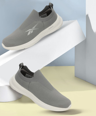 REEBOK SPACEFOAM WUL STRIDE M Walking Shoes For Men(Grey , 6)