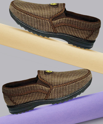 AJANTA PU1008 Slip On Sneakers For Men(Brown , 8)