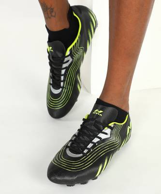 NIVIA KINATIC Football Shoes For Men
