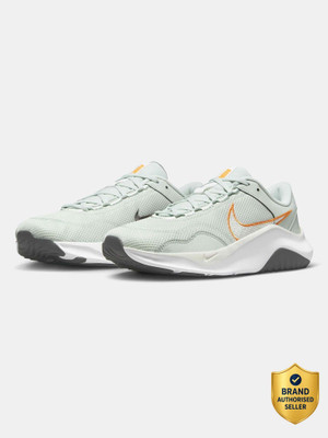 NIKE m legend essential 3 nn Training & Gym Shoes For Men(Grey , 8)