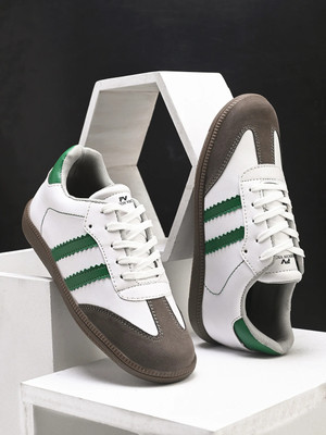 FASHION VICTIM Sneakers For Women(Green , 3)