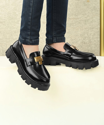 K' Footlance Loafers For Men(Black , 6)
