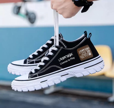 URBANBOX Trending Casual Sneakers Party Wear For Men(Black, White , 7)