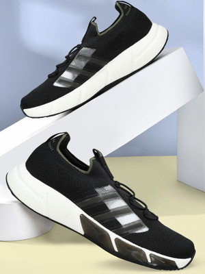 ADIDAS FWD Mesh M Running Shoes For Men(Black , 8)