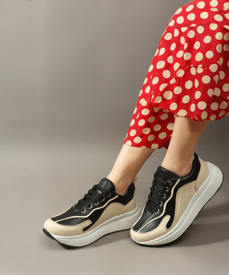 Roadster The Lifestyle Co Women Mesh Stylish Casual Comfort Sneaker Sneakers For Women(Black , 6)
