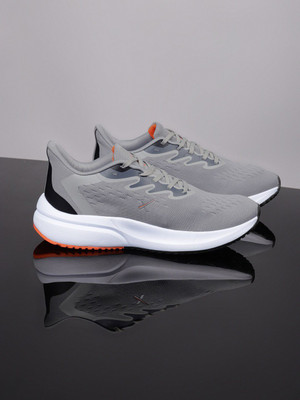 HRX by Hrithik Roshan Mesh Running Shoes For Men(White, Black , 7)