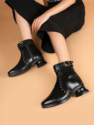 Roadster Boots For Women(Black , 8)