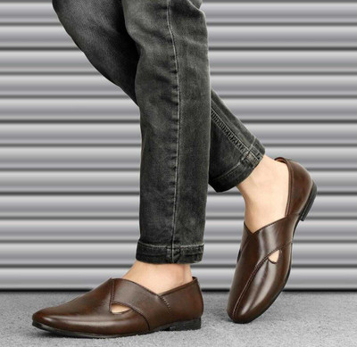 VON HUETTE Men's Stylish Synthetic Leather Slip-On Traditional Ethnic Nagra Loafers For Men Casuals For Men(Brown , 6)