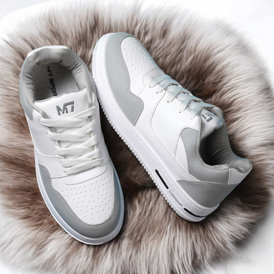 Free Kicks FK-Unique Premium Leather Causal Wear Sneakers For Men(White , 6)
