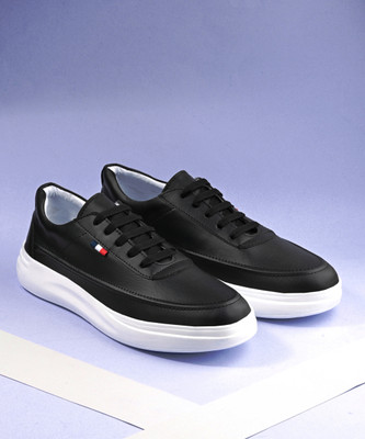 Roadster Sneakers For Men(Black , 6)