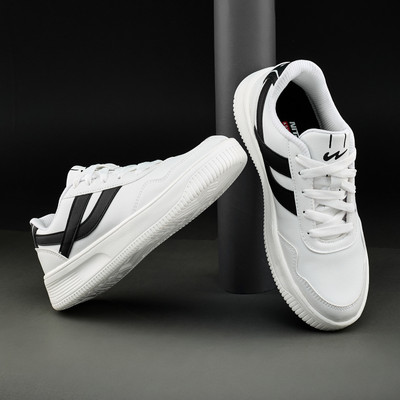 CAMPUS OGL-13 Sneakers For Men(White , 7)