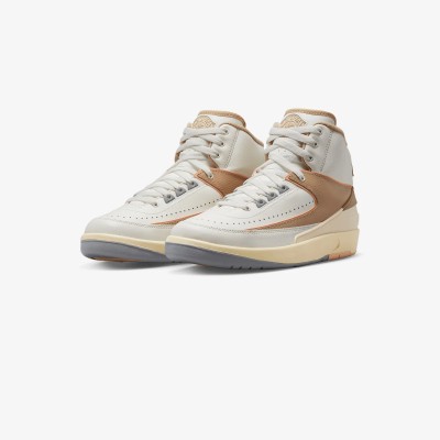 NIKE Air Jordan 2 Retro Sneakers For Women(White , 4)