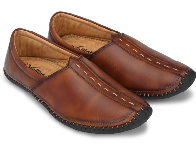 Vellinto Cool Rajasthani Jutis For Men Mojaris For Men Nagra For Men Casuals For Men(Tan , 10)