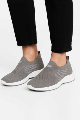 MAGIC 1RNDC_Grey Casuals For Women(Grey , 8)