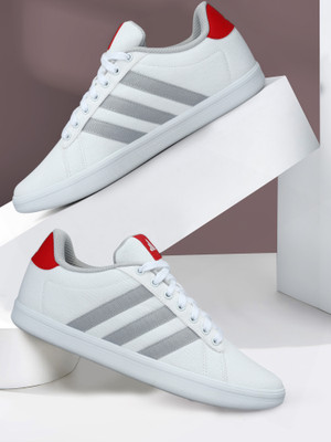 ADIDAS STREET ICON PRO SNEAKER M Sneakers For Men(White , 9)