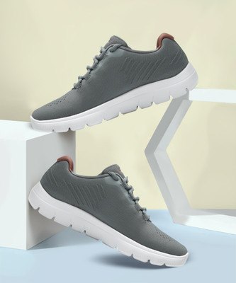 Skechers SUMMITS Slip On Sneakers For Men(Grey , 6)