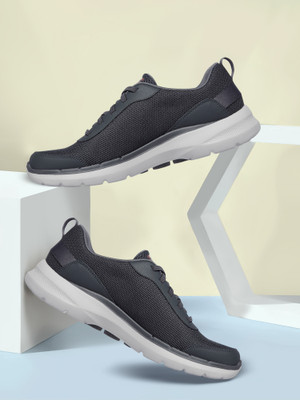 Skechers GO WALK 6 - BOLD KNIGHT Walking Shoes For Men(Black , 7)