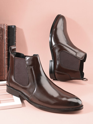 Roadster Men brown solid round toe high top regular zipped regular chelsea casual boots Boots For Men(Brown , 7)
