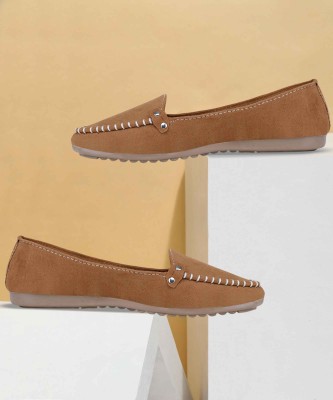 Moonwalk Loafers For Women(Tan , 6)