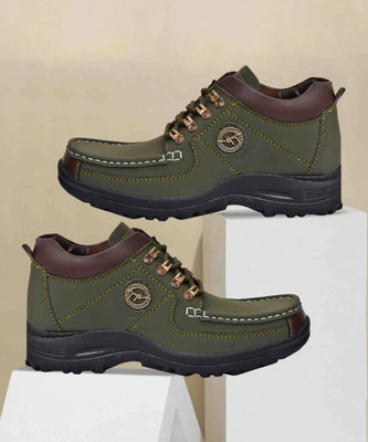SEEVAE New Trendy Comfort Exclusive Daily Upgrade Your style Genuine Outdoors For Men(Green , 10)