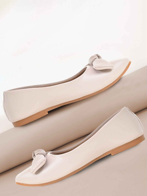 PIYARI Bellies For Women(Off White , 8)