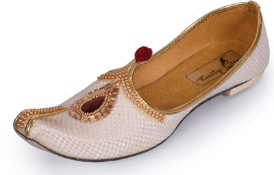 Thirsty Crow Rajwadi Royal Heritage Juttis Party Wear For Men(White , 10)
