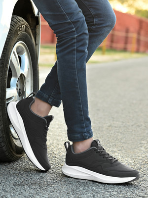 OFF LIMITS STUSSY ( MEMORY TECH ) Running Shoes For Men(Black , 11)