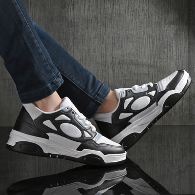 Layasa Layasa New Attractive Fashion Oggi Sneakers For Men(Black , 7)