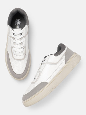 Roadster Sneakers For Men(White , 4)