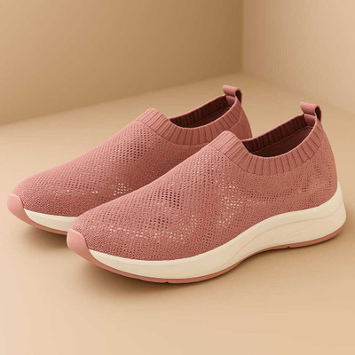 MAGIC 2RNDC_Pink Casuals For Women(Pink , 8)