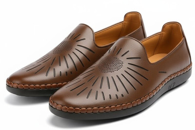 MAGIC Men’s Traditional Ethnic Mojari | Stylish Party Wear Jutti for Men Walking Shoes For Men(Brown , 8)