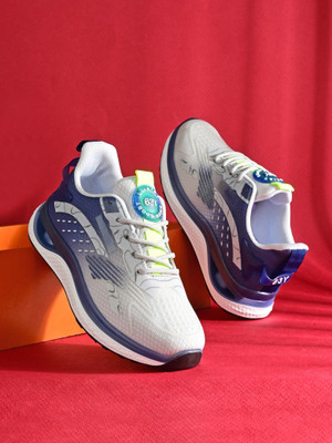 Roadster Running Shoes For Men(White , 4)