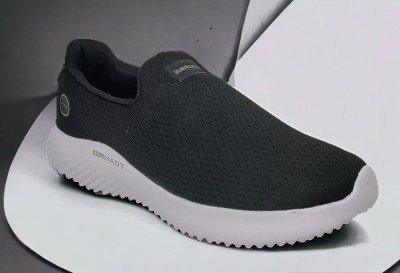 COLUMBUS OXYFIT Walking Shoes For Men(Black)