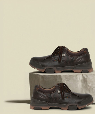 BUCKAROO ANAIYA Boat Shoes For Men(Brown , 9)