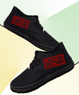 KANEGGYE CASUALS FOR MEN & KIDS Casuals For Men(Black, Red , 7)