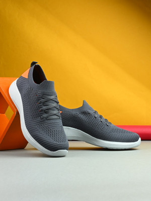 HRX by Hrithik Roshan Running Shoes For Men(Grey , 10)