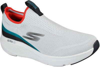Skechers GO RUN ELEVATE - UPRAISE Walking Shoes For Men(Grey , 9)