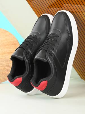 Mast Harbour Faux Leather Lace Up Lightweight Sneakers For Men