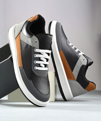 Roadster Men Outdoor Classic Casual Lightweight Sneakers Sneakers For Men(Black , 8)