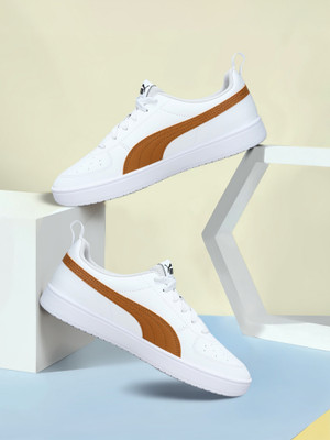 PUMA Rickie Sneakers For Men(White , 9)