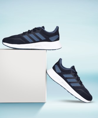 ADIDAS Showtheway 2.0 Running Shoes For Men(Dark Blue)