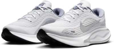 NIKE Journey Run Running Shoes For Men(White , 6)